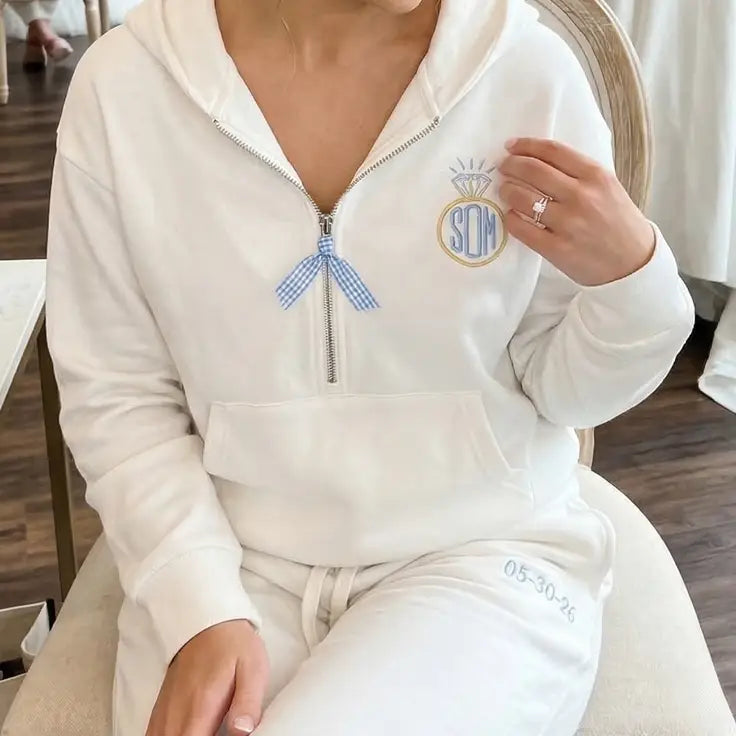 Custom Embroidered Bridal Lounge Set for Wedding Mornings - Loungwwear