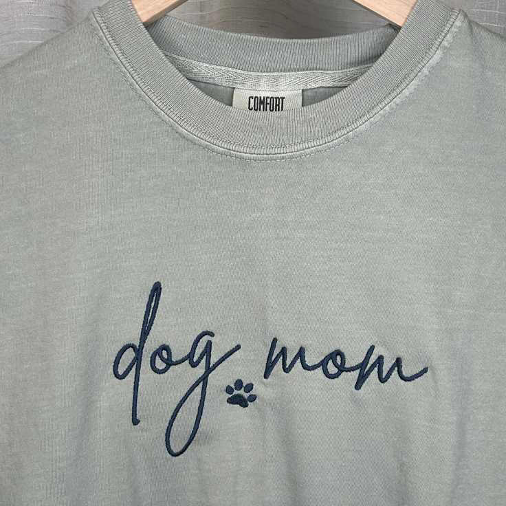 Custom Script Embroidered Dog Mom Sweatshirt - T-Shirt (Regular) / S - Apparel